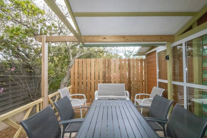 Chalet pour 5 personnes, avec bassin pour enfant et balcon, adapté aux familles en Corse - 4