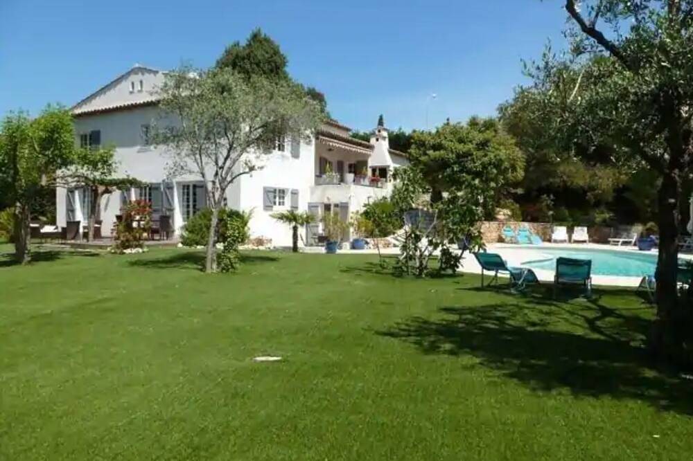 Casa vacanza a Var a partire da 262€ a notte