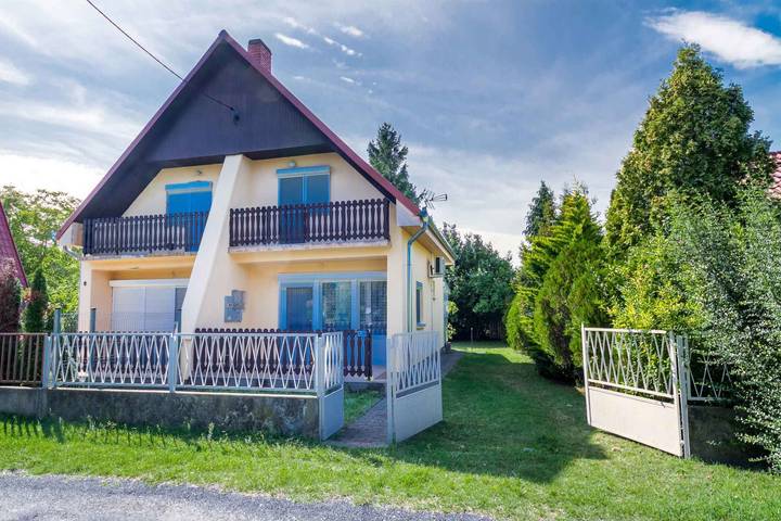 Ferienhaus für 5 Personen, mit Garten in Balatonmariafürdö