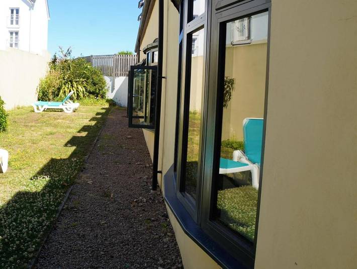 Gîte pour 3 personnes, avec jardin dans Saint-Hélier - 4