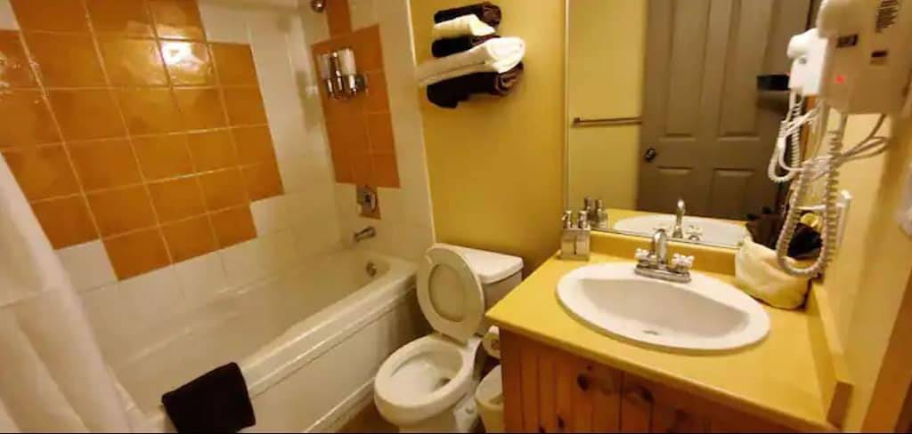 Ganze Wohnung, Quaint 1bdrm Panorama Springs Unit in Panorama