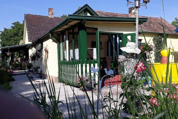 Ferienhaus für 4 Personen, mit Garten