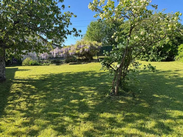 Location de vacances pour 6 personnes, avec jardin, animaux acceptés à Limeyrat - 4