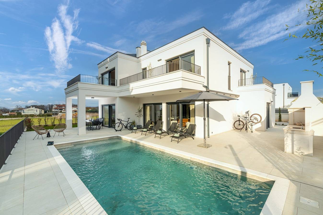 Villa Riata Luxuriöse Villa für bis zu 8 Gäste mit privatem Pool in ruhiger und grüner Umgebung nahe Poreč. in Gedići, Tar-Vabriga
