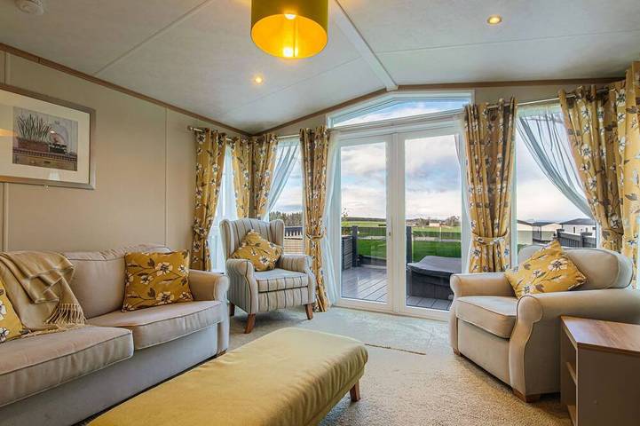 Holiday letting for 4 people, with balcony and sauna as well as hot tub in St Andrews