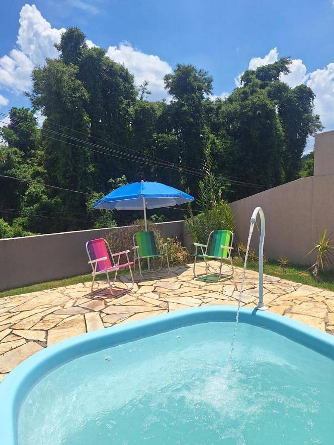 Casas e apartamentos de temporada para 7 pessoas, com piscina e balcão e ainda vista em Itapevi