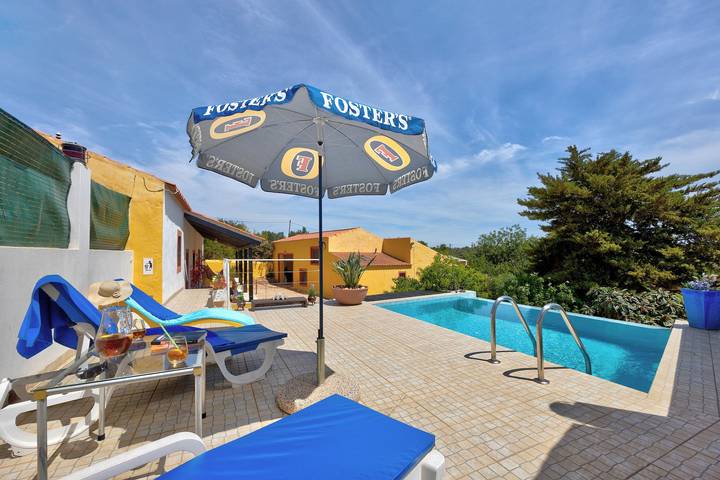 Villa "Casa Bril" avec piscine privée et Wi-Fi in São Bartolomeu de Messines, District de Faro