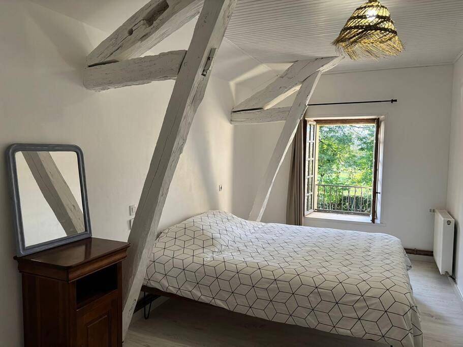 Four-Bedroom House in Caylus, Tarn-et-Garonne