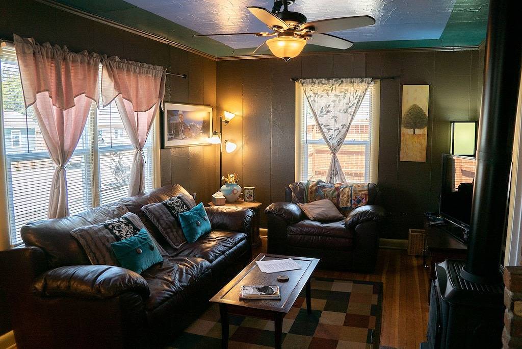 Gemütliches 1Br / 1Ba möbliertes Haus im historischen Leadville, Co in Lake County (CO)