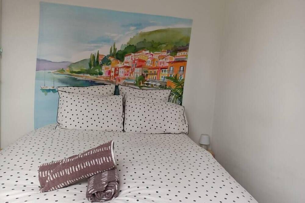 Studio de Jardin jusqu'à 4 Pers en face beaujolais in Montmerle-sur-Saône, Région de Bourg-en-Bresse
