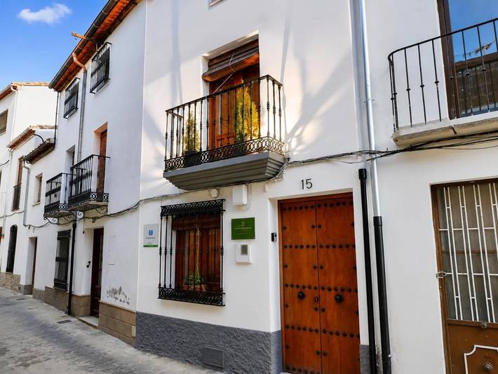 Casa rural para 6 personas, con vistas y balcón, Familias con niños en Baeza - 2
