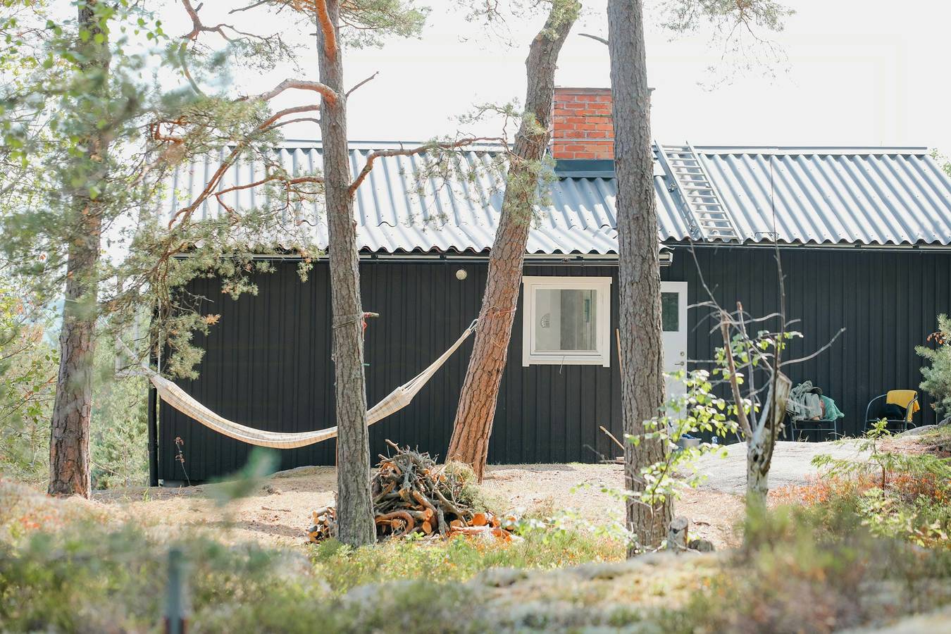 Idyllisches Ferienhaus mit herrlicher Aussicht auf Älgö in Nacka, Stockholmer Schärengarten