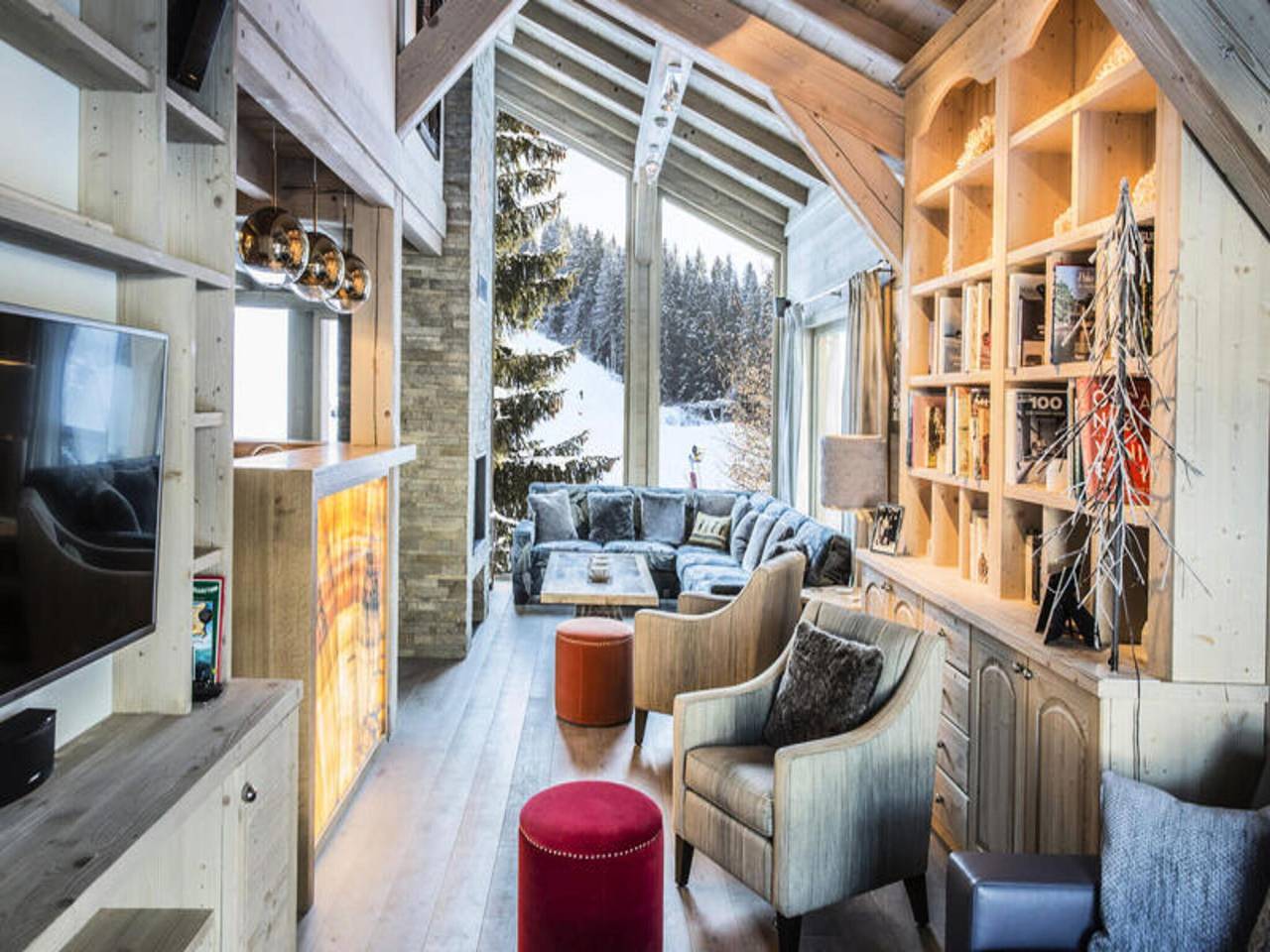 Appartement entier, Chalet à Les Gets avec Jacuzzi & Ski in Les Gets, Les Portes du Soleil