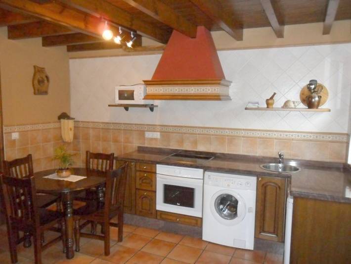 Apartamento de vacaciones para 7 personas, con vistas y terraza, Se admiten mascotas en Comarca de la Sidra - 4