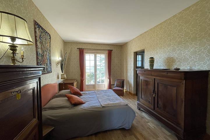 Location de vacances pour 7 personnes, avec jardin et terrasse à Vézac - 2