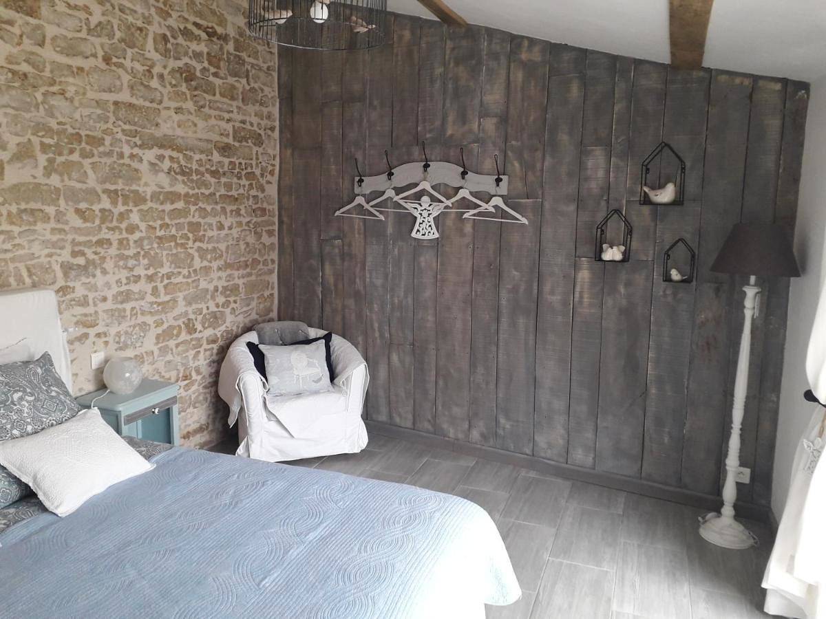 L' Oiseau Bleu in Bazoges-en-Pareds, Fontenay-le-Comte