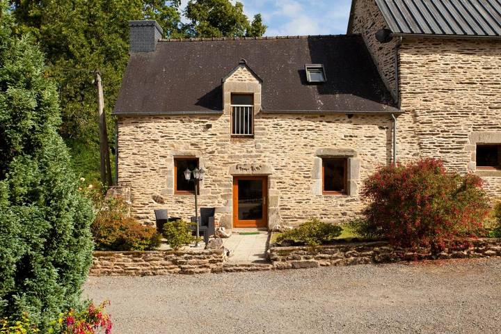 Maison de vacances pour 4 personnes, avec piscine ainsi que jardin et vue