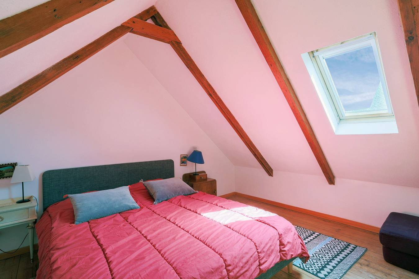 Appartement entier, Appartement 'Ty Maen - Gîte de Charme' avec Wi-Fi in Paimpol, Côte de Goëlo