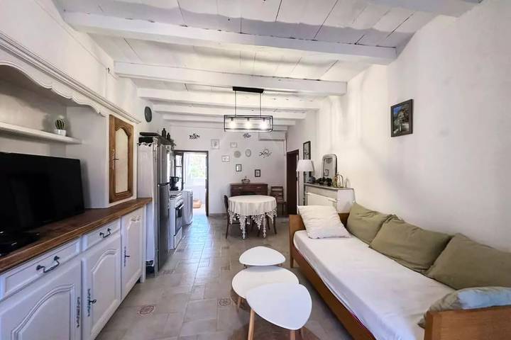 Gîte pour 4 personnes, avec terrasse à Santo-Pietro-di-Tenda - 2