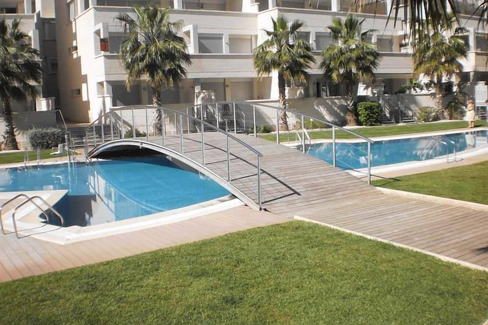 Appartement entier, Appartement de 2 chambres à Denia à distance de marche de la plage (4 personnes) in Las Marinas, Dénia