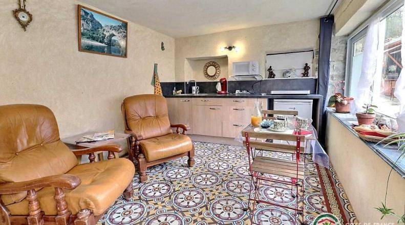 Ganze Wohnung, Le cocon in Rochecolombe, Ardèche