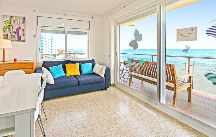 Ferienwohnung für 6 Personen, mit Terrasse und Pool in Santa Susanna - 2