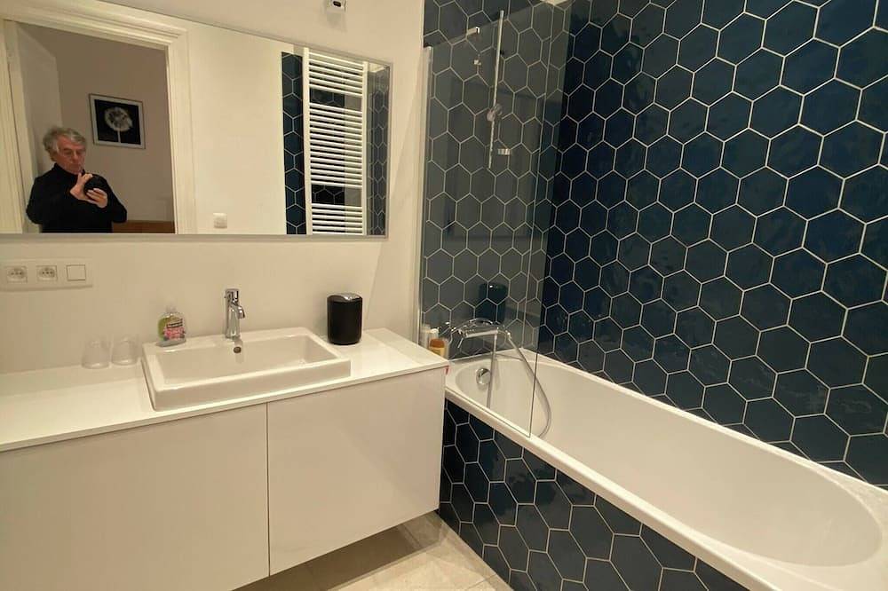 Ganze Wohnung, Selbst-Check-in in 80 m² großem Apartment in Saint-Gilles (Belgien), Brüssel und Umgebung