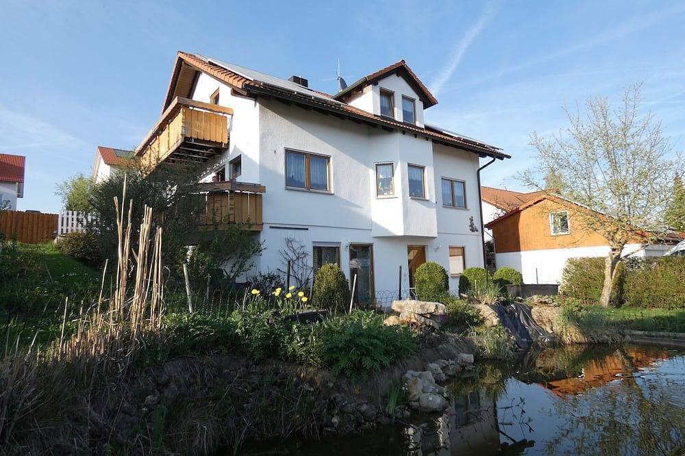 Ganze Wohnung, Ruhige Ferienwohnung im Dorf auf 630 m Höhe am Rande des Schwarzwaldes in Horb am Neckar, Mittlerer Schwarzwald
