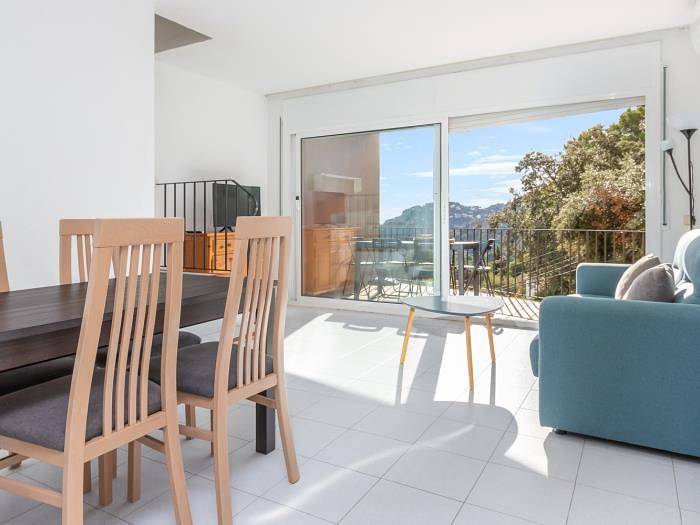 Ferienwohnung für 5 Personen, mit Meerblick und Terrasse sowie Pool, mit Haustier - 1