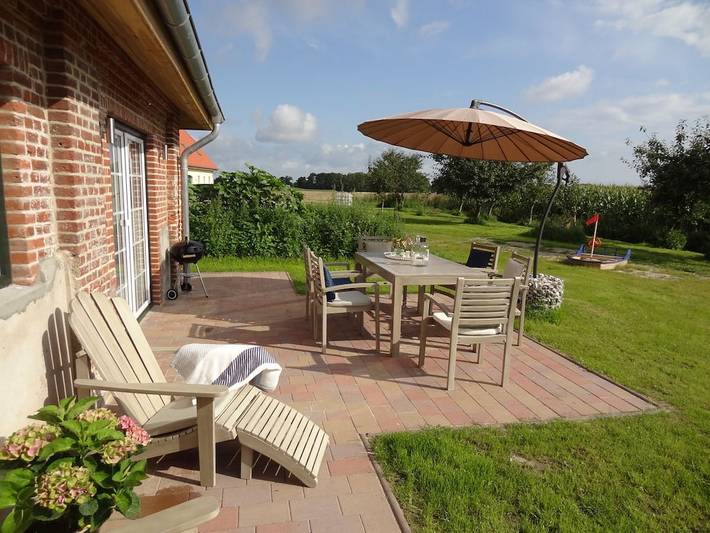 Ferienhaus für 7 Personen, mit Terrasse und Garten sowie Sauna in Hasselberg - 2