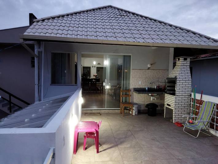 Casas e apartamentos de temporada para 4 pessoas, com vista e jardim, adaptado a crianças em Ingleses do Rio Vermelho