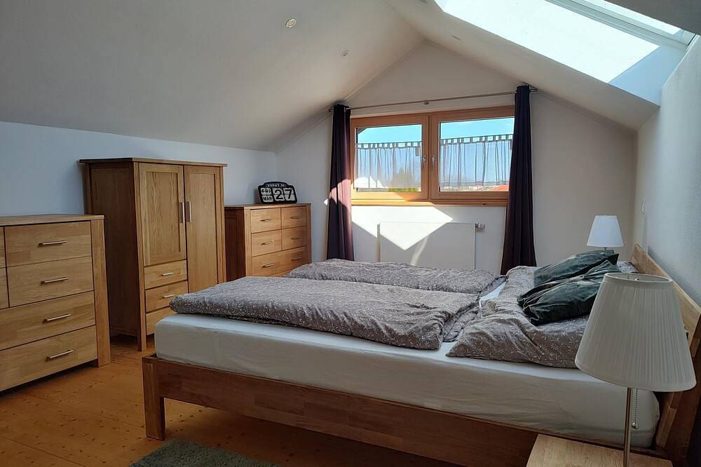 Ganze Wohnung, Geräumige Ferienwohnung auf zwei Ebenen (120 m2) in Kirchberg im Wald, Vorderer Bayerischer Wald