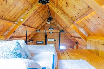 Log Cabin for 7 People in Pennsylvania, USA, Photo 3