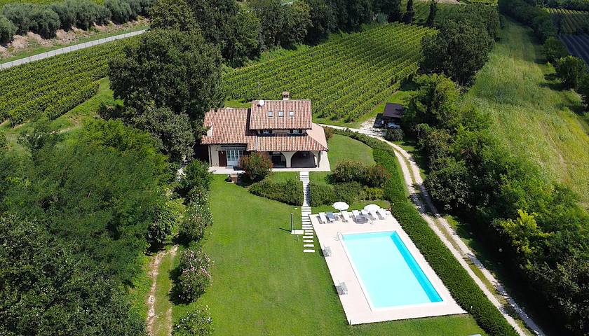 Villa für 7 Personen, mit Terrasse und Seeblick sowie Garten in Lazise - 4