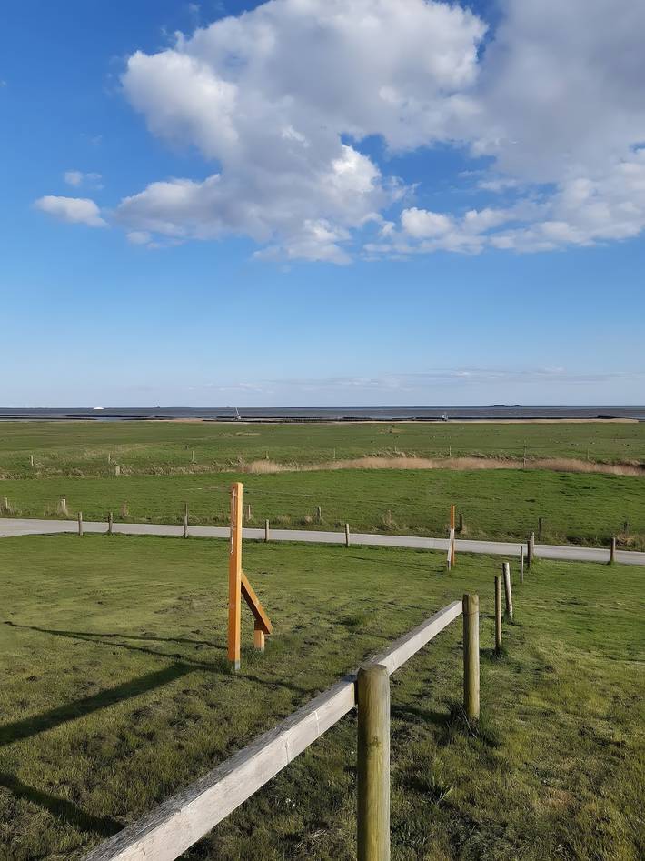 Ferienhaus Petersen mit Meerblick, Gemeinschaftsterrasse und Wlan in Oland, Langeneß