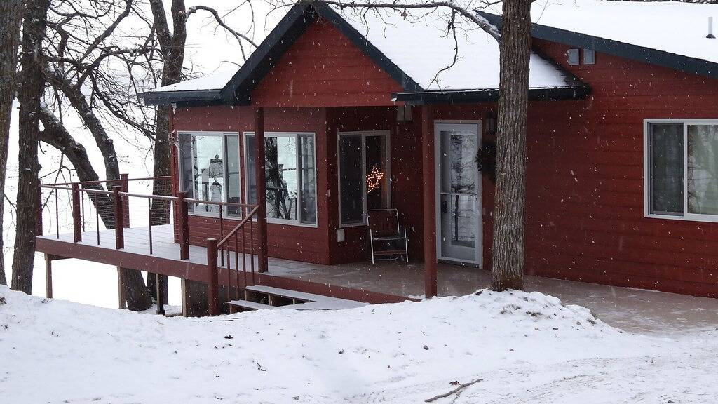 Neu umgebaute Familienfreundliche Hütte. Schöne und Spaß im All Seasons! in Becker County
