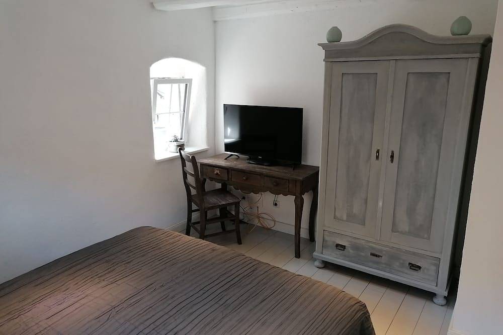 Ganze Wohnung, Ferienwohnung mit traumhafter Dachterrasse in Marktleugast, Oberes Maintal - Coburger Land