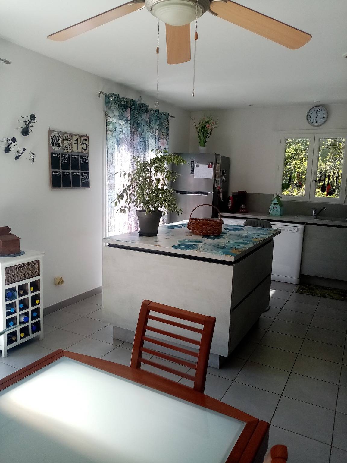 Ganze Wohnung, Apartment „L'Enclos“ mit Bergblick, privater Terrasse und gemeinsamem Garten in Saint-Étienne-Vallée-Française, Cevennen