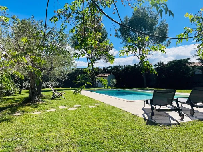 Chalet para 12 personas, con jardín además de piscina y vistas, Se admiten mascotas - 1