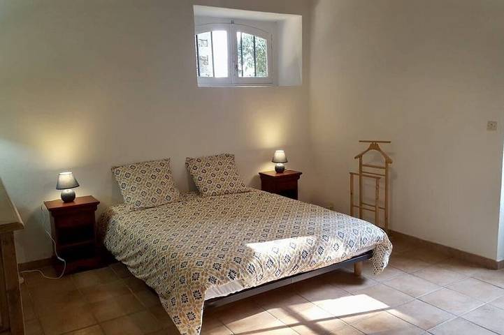 Location de vacances pour 10 personnes, avec terrasse et jardin à Berric - 3