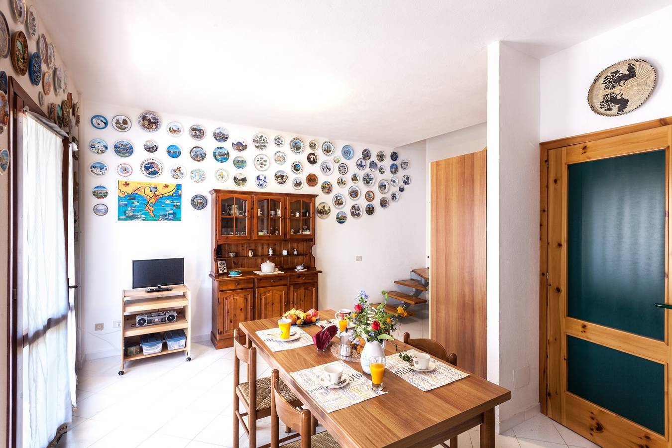Central Holiday Home with Garden, Terrace & Balcony; Pets Allowed in Crabonaxa/Villasimius, Villasimius