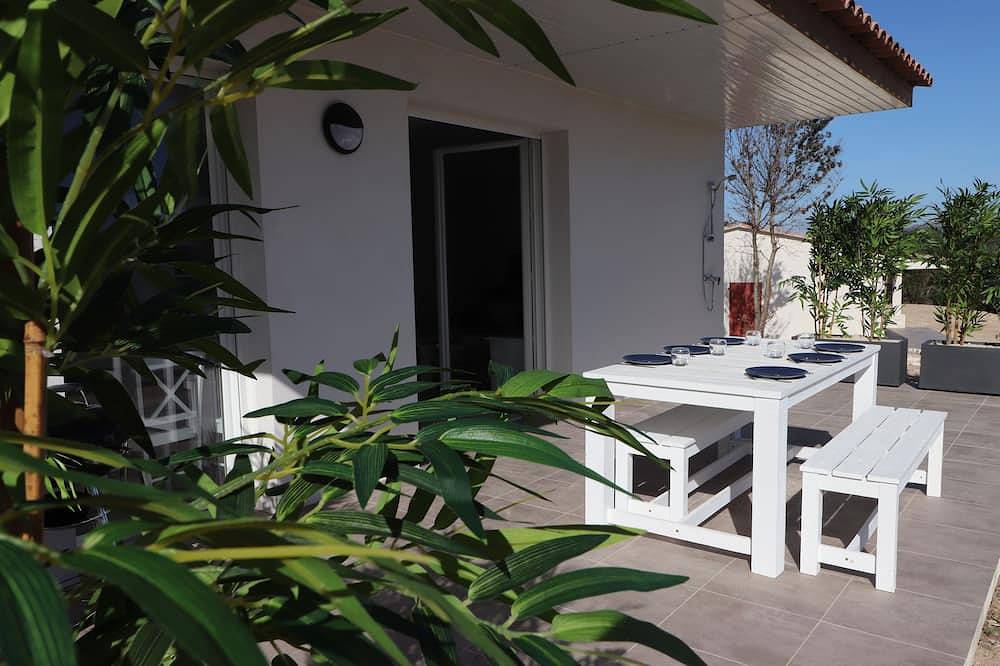 Villa met airconditioning 9 personen met verwarmd zwembad in residentie in Bonifacio, Sartène en omgeving