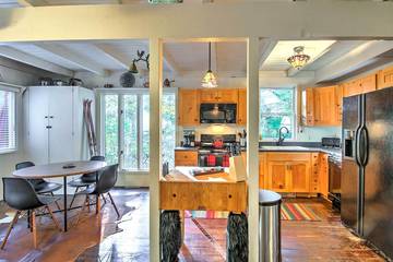 Vacation House for 8 Guests in Gilford, Lake Winnipesaukee, Picture 3