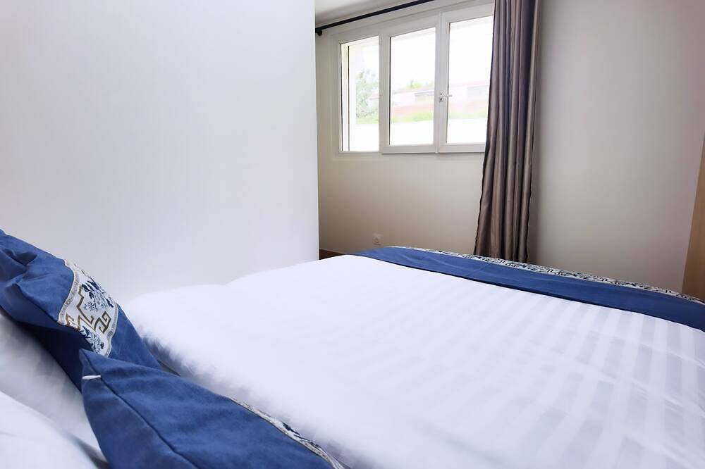 Apartamento entero, Sunny Studio near métro & Paris with Free Parking（N2) in Villemomble, Sena-Saint Denis