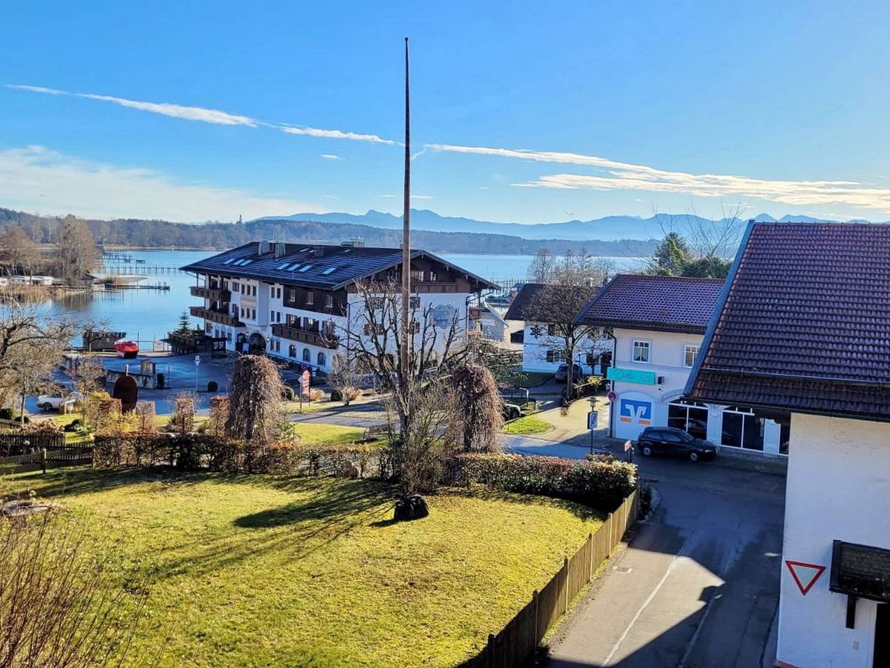 Ganze Ferienwohnung, Traumwohnung - Traumwohnung: Panorama-Auszeit nur 150 m vom Chiemsee in Seebruck, Chiemsee