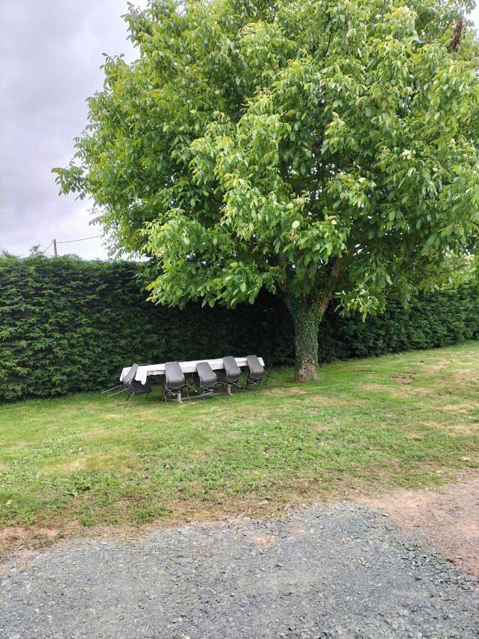 Location de vacances pour 8 personnes, avec vue et jardin à Chantonnay - 2