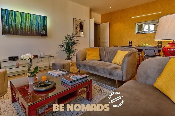 Appartement entier, 4-star luxurious apartment with private parking in Nevers in Nevers, Nièvre