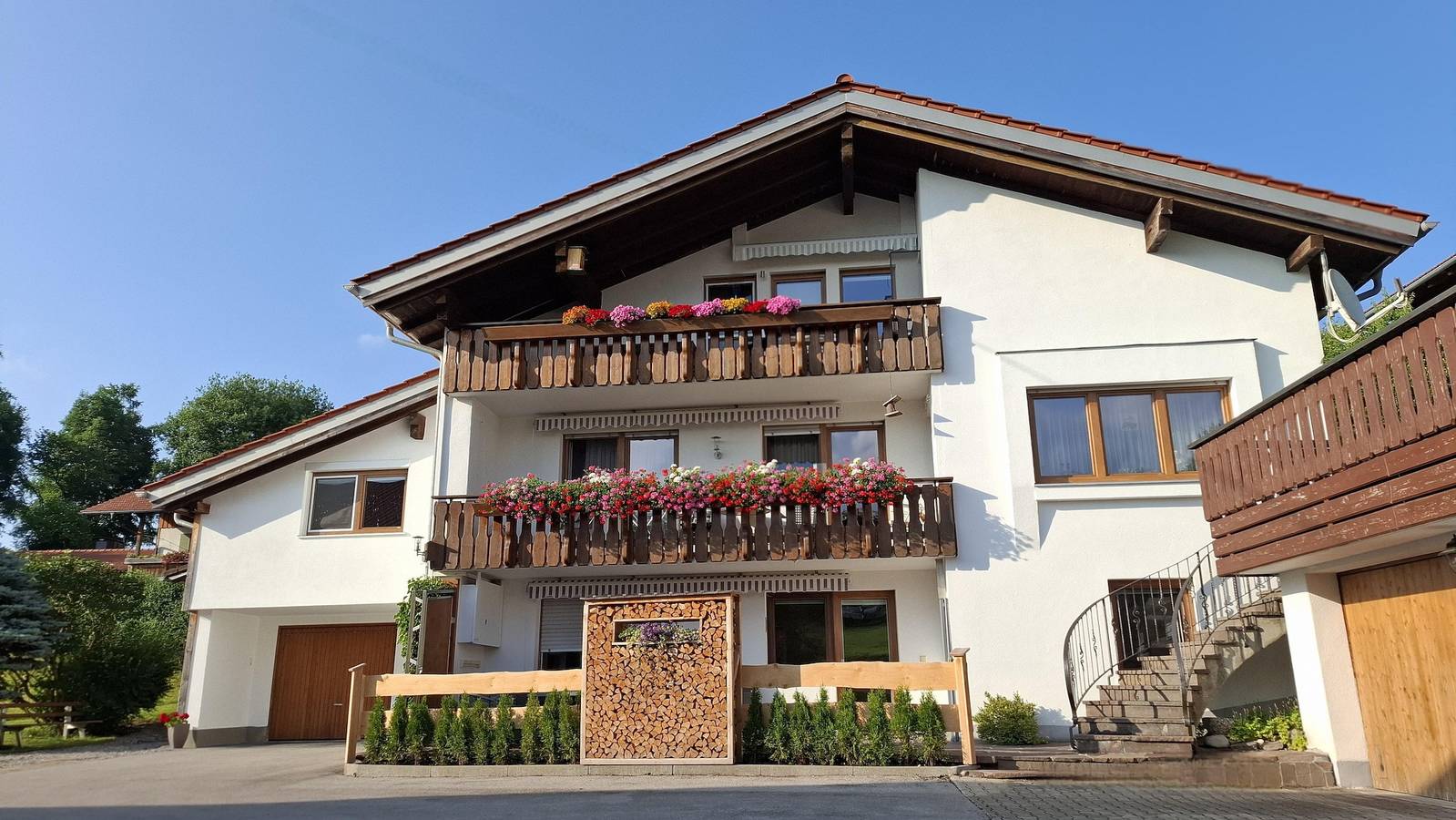 Geheel vakantieappartement, Panek, Gästehaus in Nesselwang, Zwaben (Bayern)