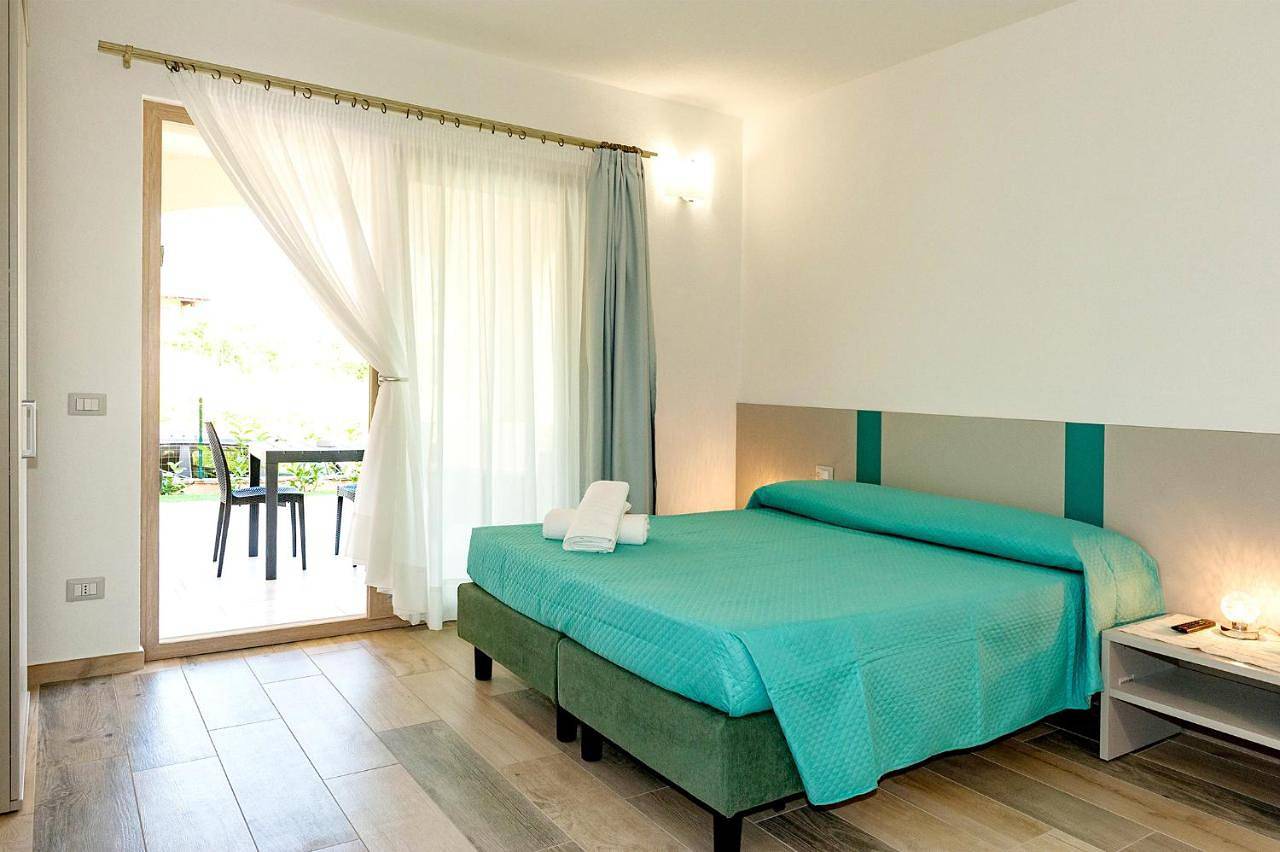 Deluxe Double Room with Sea View in San Teodoro, Olbia-Tempio