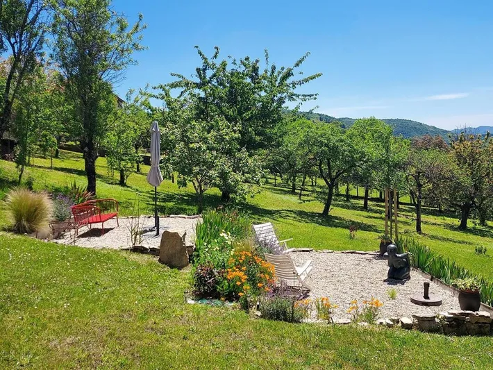 Holiday apartment for 2 people, with view and terrace as well as garden - 1
